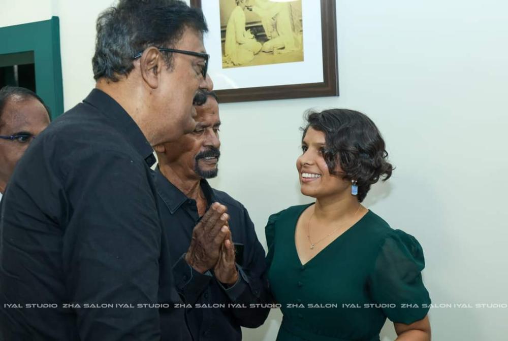 family-saloon-open-celebration-atta-kathi-dinesh